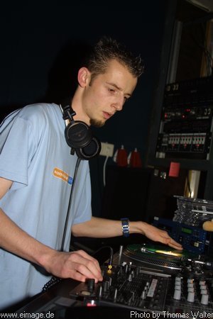 Felix Krcher aka DJ Bundesschranzler Birthdayparty im Madision Neustadt am 21.12.2001 - img_2508.jpg - eimage.de - Event Fotos 