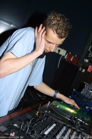 Felix Krcher aka DJ Bundesschranzler Birthdayparty im Madision Neustadt am 21.12.2001 - img_2511.jpg - eimage.de - Event Fotos 