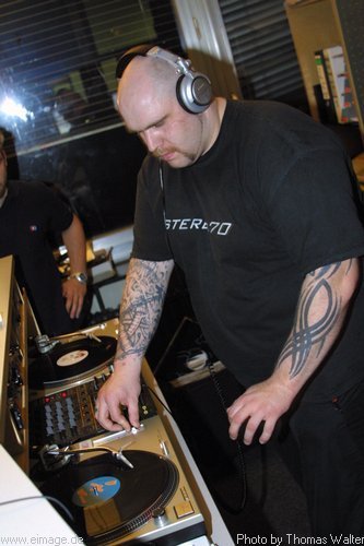 DJ Remus bei Globaltrax am 29.05.2002 - img_4373.jpg - eimage.de - Event Fotos 