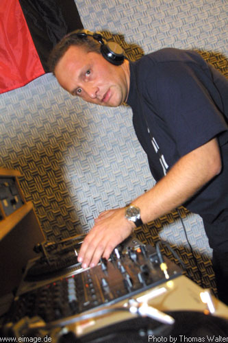 Essential DJ-Team bei Maximal am 28.06.2002 - img_6407.jpg - eimage.de - Event Fotos 