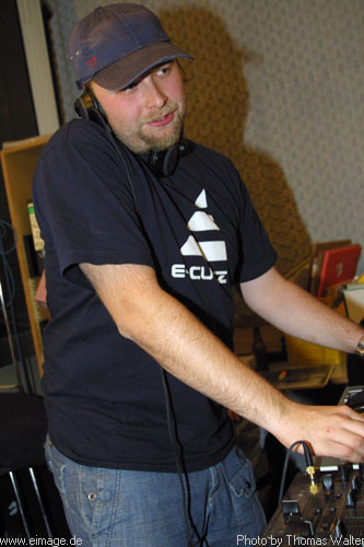 Essential DJ-Team bei Maximal am 28.06.2002 - img_6442.jpg - eimage.de - Event Fotos 