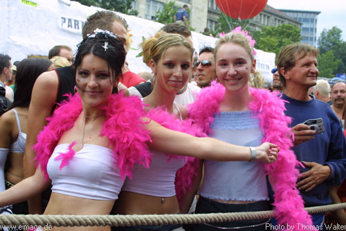 Loveparade in Berlin am 13.07.2002 - img_7461.jpg - eimage.de - Event Fotos 