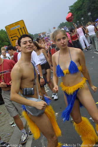 Loveparade in Berlin am 13.07.2002 - img_7603.jpg - eimage.de - Event Fotos 