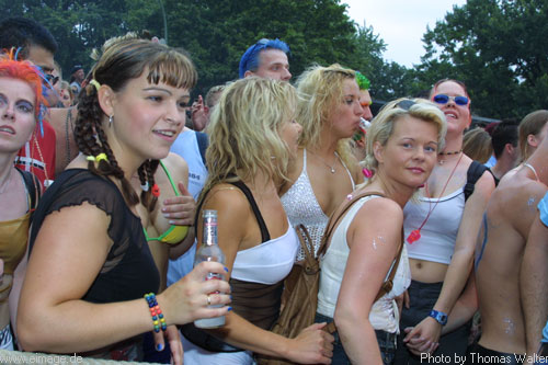 Loveparade in Berlin am 13.07.2002 - img_7629.jpg - eimage.de - Event Fotos 