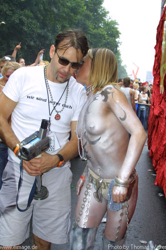 Loveparade in Berlin am 13.07.2002 - img_7671.jpg - eimage.de - Event Fotos 