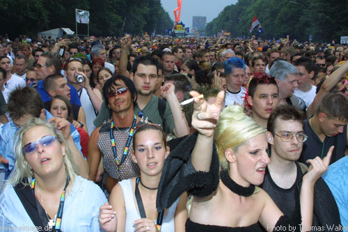 Loveparade in Berlin am 13.07.2002 - img_7696.jpg - eimage.de - Event Fotos 