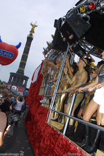 Loveparade in Berlin am 13.07.2002 - img_7740.jpg - eimage.de - Event Fotos 