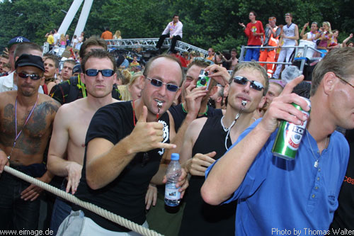 Loveparade in Berlin am 13.07.2002 - img_7742.jpg - eimage.de - Event Fotos 