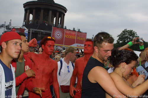 Loveparade in Berlin am 13.07.2002 - img_7768.jpg - eimage.de - Event Fotos 