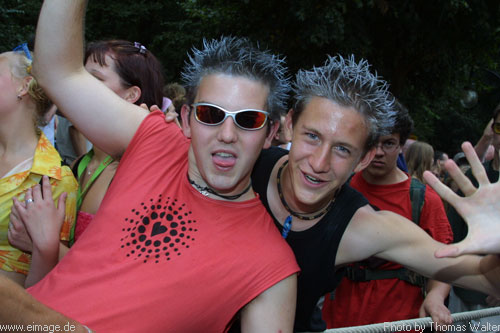 Loveparade in Berlin am 13.07.2002 - img_7793.jpg - eimage.de - Event Fotos 