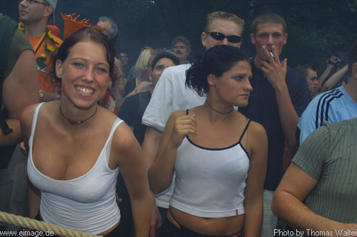 Loveparade in Berlin am 13.07.2002 - img_7809.jpg - eimage.de - Event Fotos 