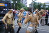 Loveparade in Berlin am 13.07.2002 - img_7546.jpg (Thumbnail) - eimage.de - Event Fotos 