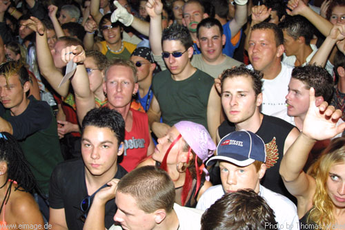 Mainstation-Party zur Street Parade 2002 in Zrich am 10.08.2002 - img_1371.jpg - eimage.de - Event Fotos 