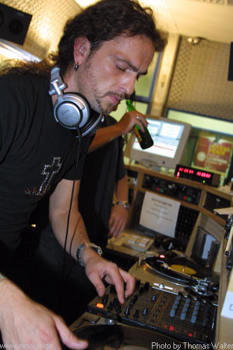 DJ Taucher bei Maximal am 30.08.2002 - img_4280.jpg - eimage.de - Event Fotos 
