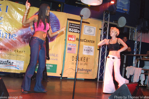 Jan Wayne feat. Charlene am 07.09.2002 - img_5501.jpg - eimage.de - Event Fotos 