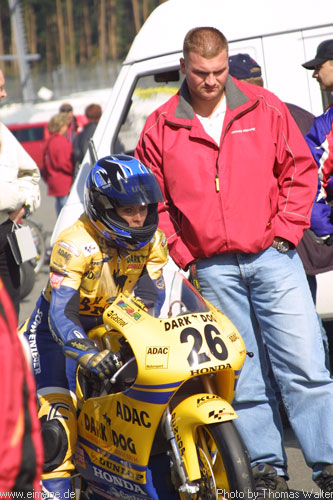 IDM 2002 - 8. Lauf Hockenheimring (Zeittraining) am 28.09.2002 - img_5947.jpg - eimage.de - Event Fotos 