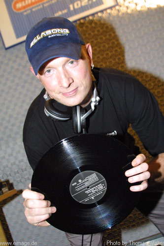 DJ WAG bei Maximal am 25.10.2002 - img_8004.jpg - eimage.de - Event Fotos 