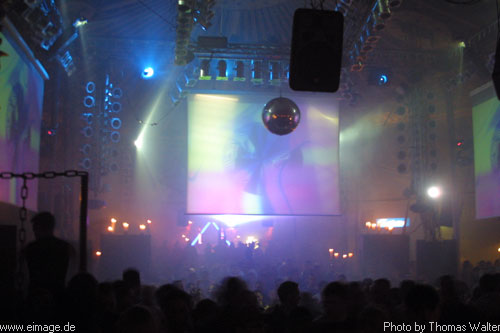 Sven Vth im Live-Music-Circus in Kthen am 23.12.2002 - img_2934.jpg - eimage.de - Event Fotos 