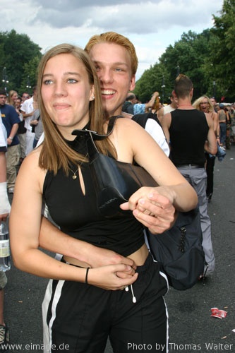Loveparade 2003 Love Rules in Berlin Part 1 am 12.07.2003 - img_6228.jpg - eimage.de - Event Fotos 