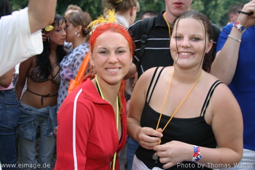 Loveparade 2003 Love Rules in Berlin Part 2 am 12.07.2003 - img_6586.jpg - eimage.de - Event Fotos 