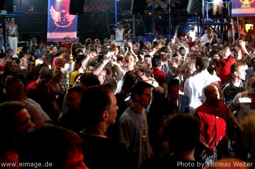Sunshine Live Radio Revelution 2 im Delta Park Duisburg am 18.06.2005 - img_7319.jpg - eimage.de - Event Fotos 