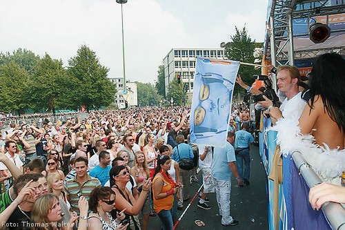 Loveparade 2007 in Essen am 25.08.2007 - img_3392.jpg - eimage.de - Event Fotos 